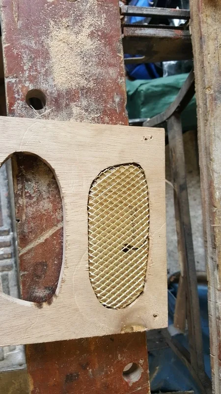 Reverting back to the original nostril design bonnet, photo 4