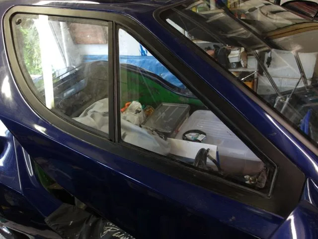 Opening Side Windows, photo 8