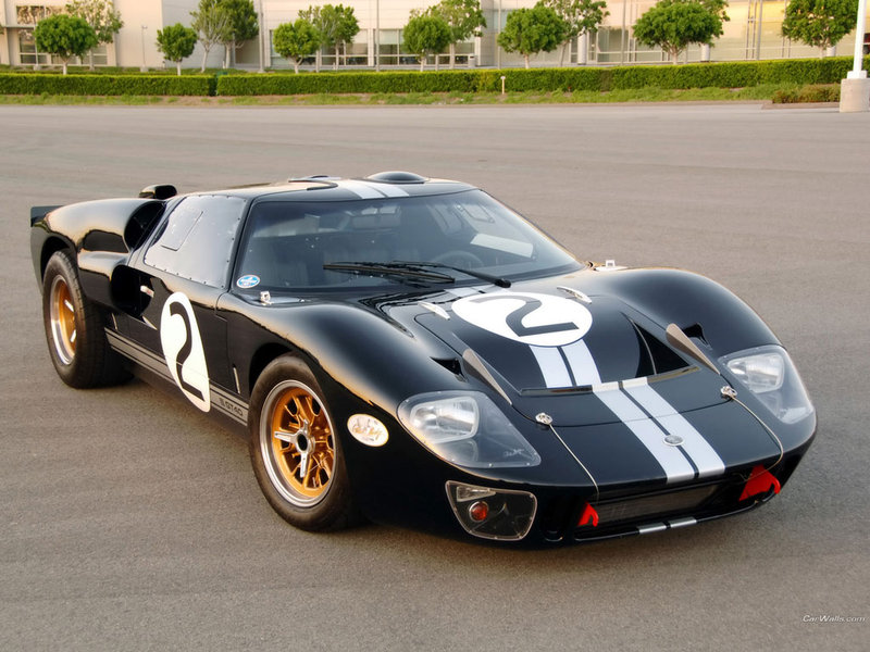 Black Ford GT40 with white stripes